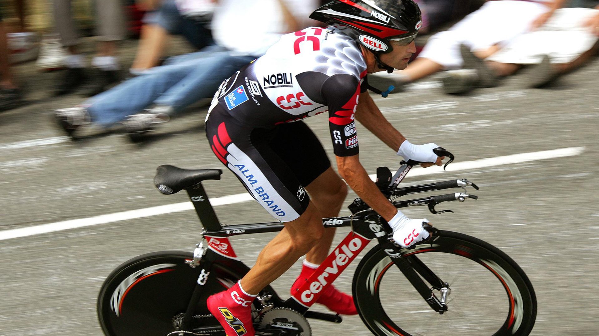 法国橄榄球赛事逐渐成为全球橄榄球市场的重要组成部分，法国橄榄球队